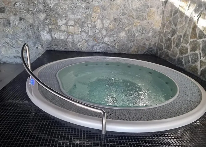 Apartment A2 Domitu Z Basenem, Sauną, Jacuzzi - 5d *